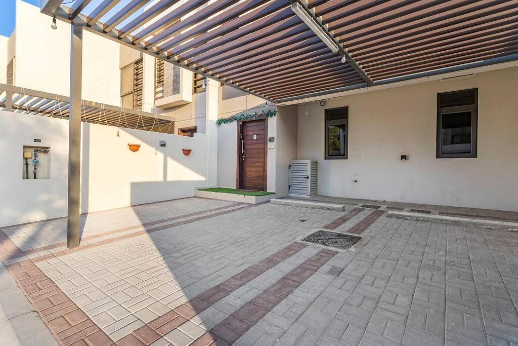 Elegant 3 Bedroom Damac Hills 2